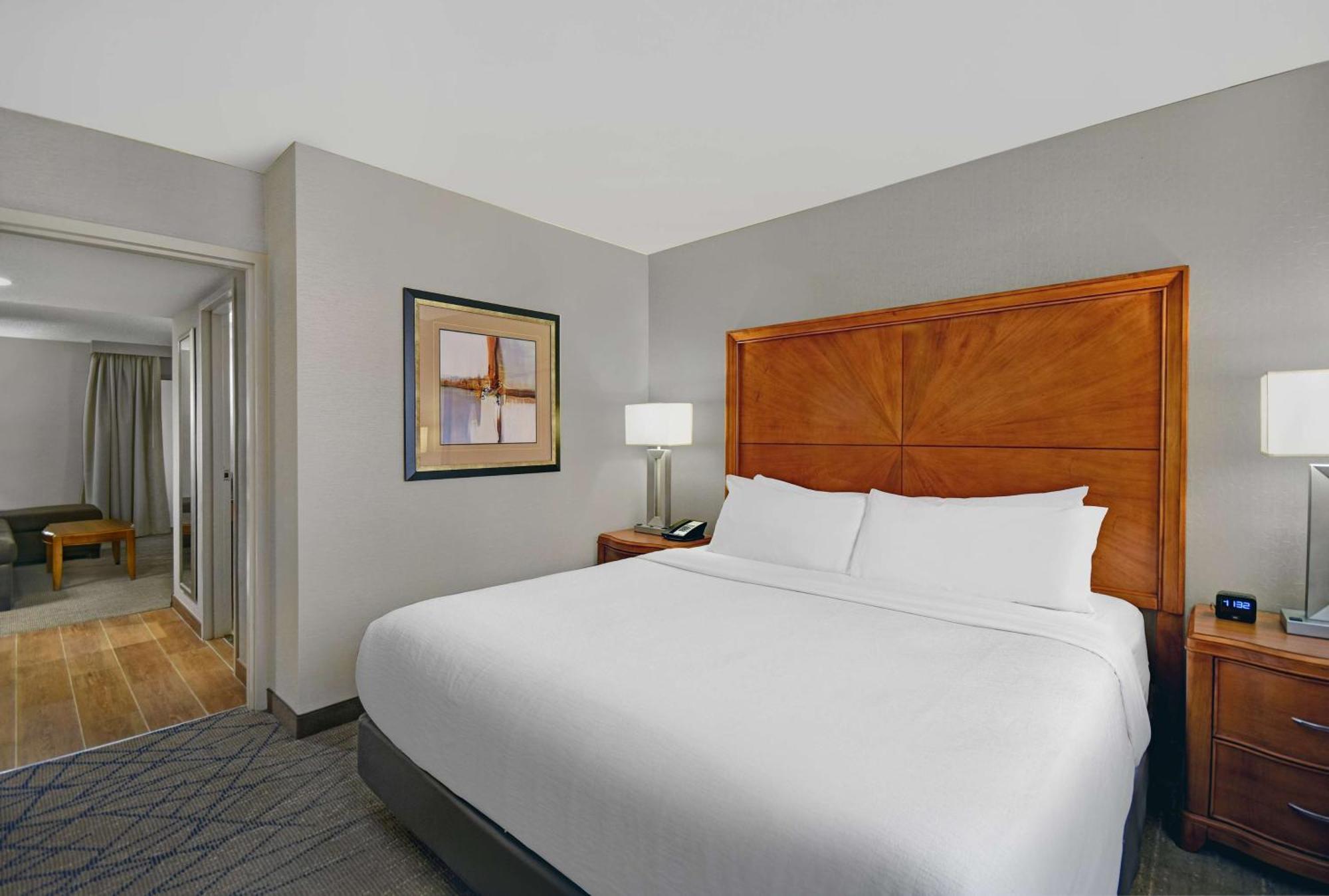 Embassy Suites By Hilton Detroit - Livonia/Novi Exteriör bild