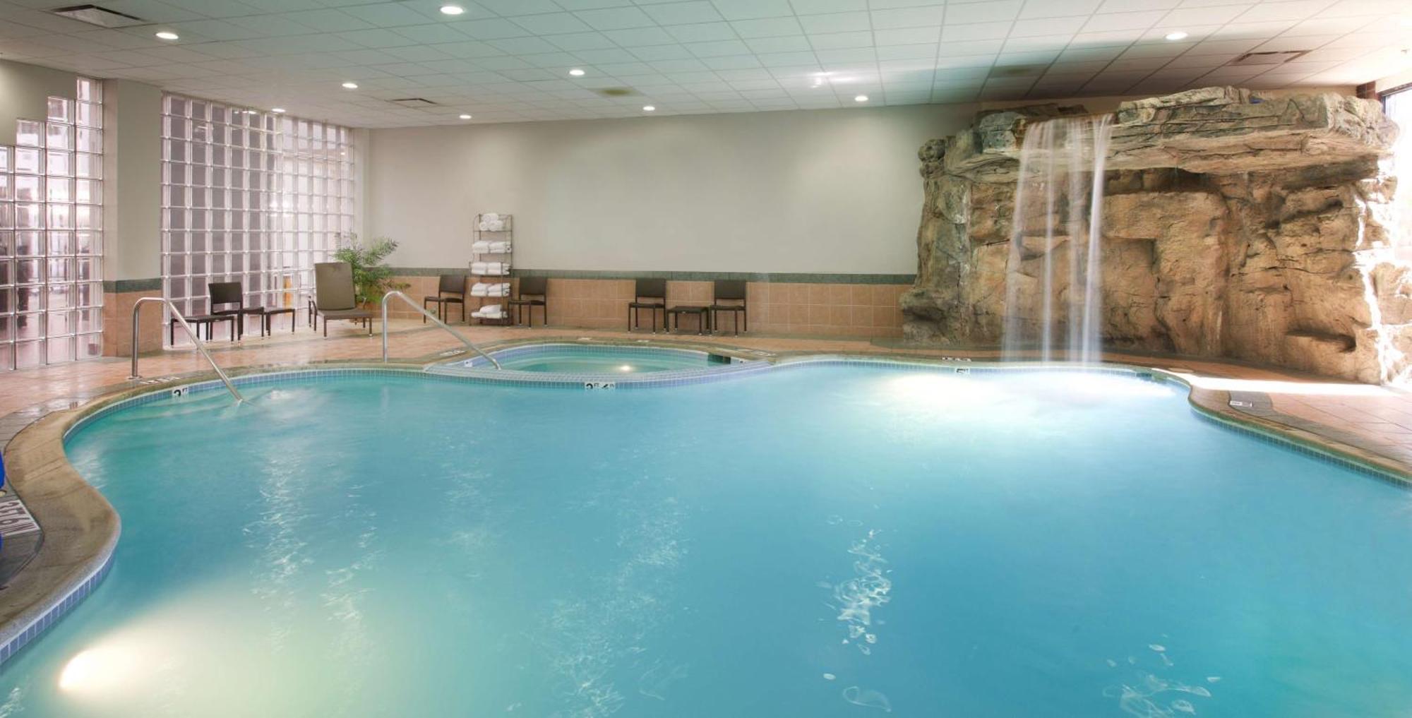 Embassy Suites By Hilton Detroit - Livonia/Novi Exteriör bild