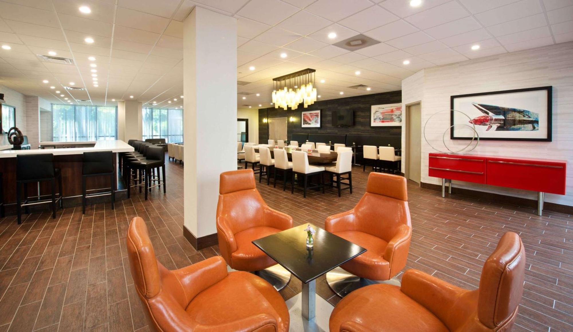 Embassy Suites By Hilton Detroit - Livonia/Novi Exteriör bild